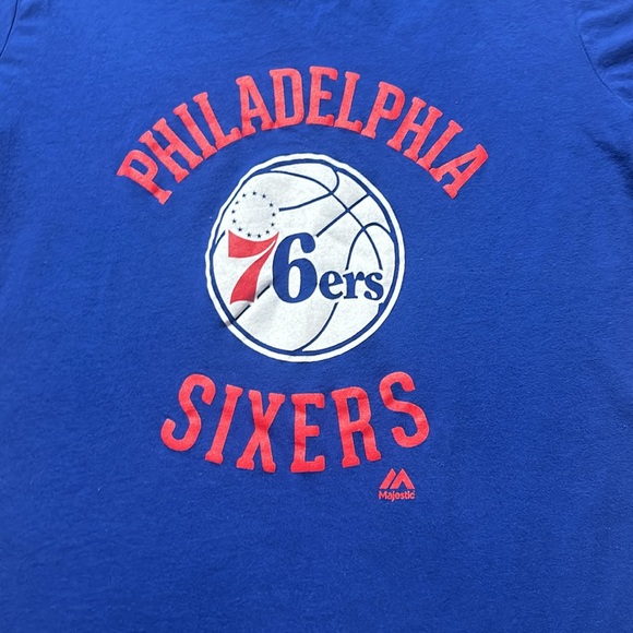 Women’s Philadelphia 76ers Tee - Picture 2 of 2